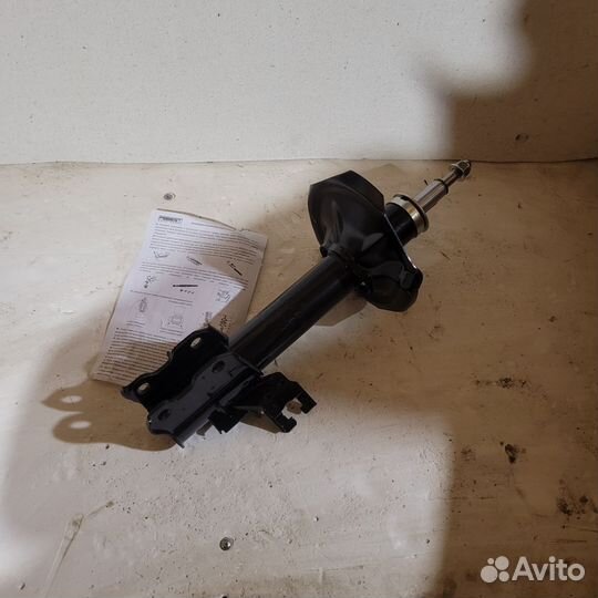 Амортизатор передний R nissan almera
