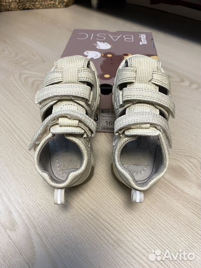 Сандалии для девочки 23 размер
