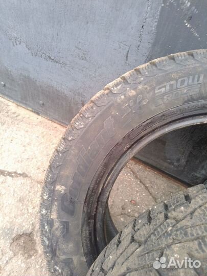 Зимняя резина 215 65 r16 бу