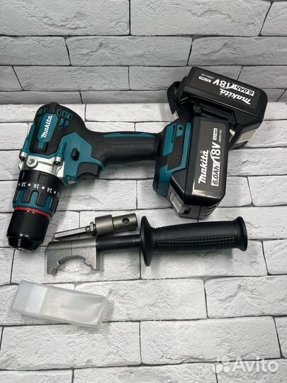 Шуруповерт makita 18v бесщеточный (2 акб и з/у)