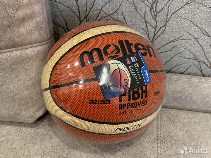 Баскетбольный мяч Молтен BGG7X