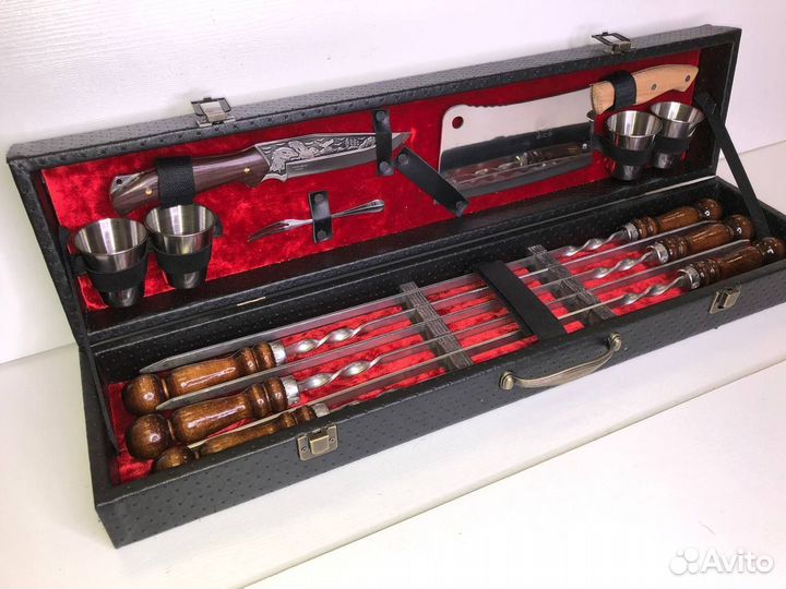 Подарочный набор шампуров в кейсе