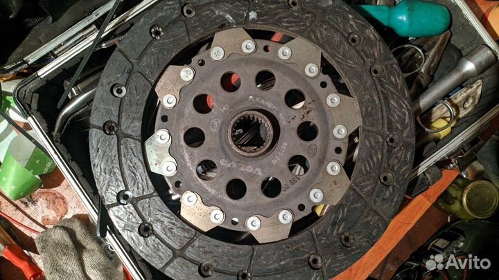 Корзина, выжимной подшипник и диск сцепления б/у