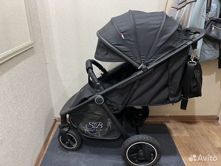 Прогулочная коляска