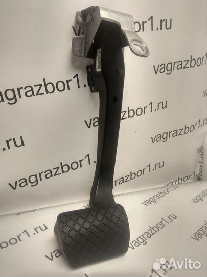 Педаль тормоза Audi A8 (D3) II рестайлинг (2005–20