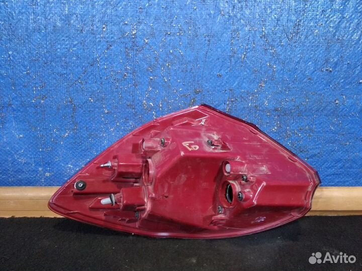 Фонарь правый внешний Ceed JD