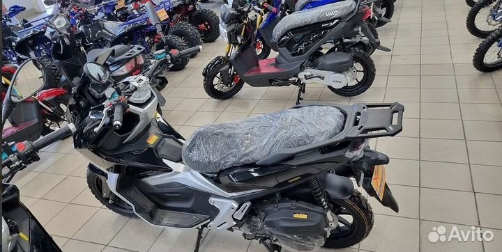 Максискутер promax ADV 200 (replica honda)