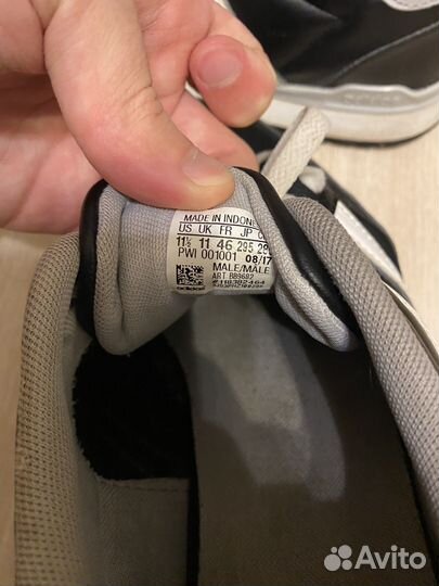 Adidas мужские кроссовки