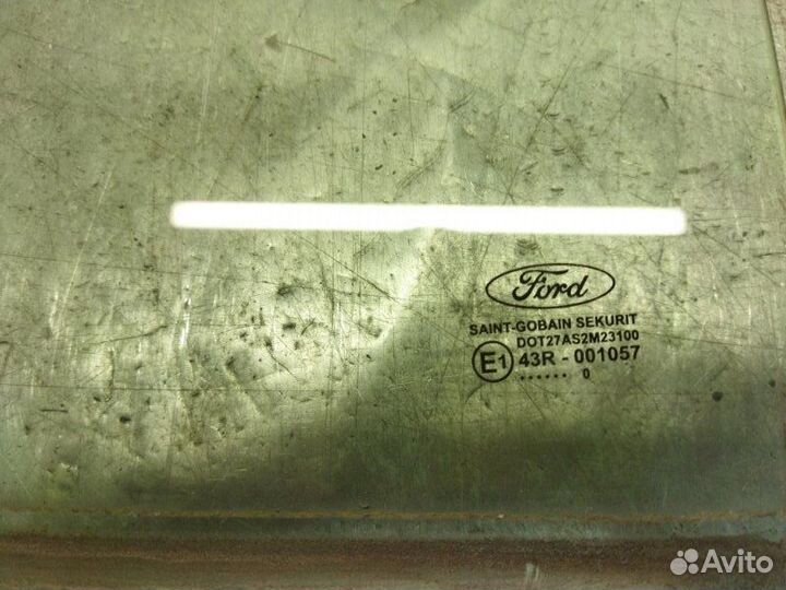 Стекло двери заднее правое Ford Focus 2 хетчбэк