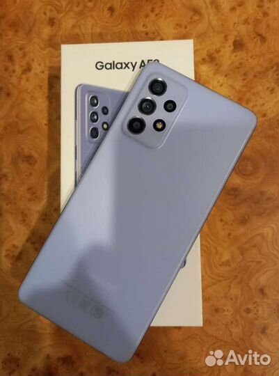 Мобильный телефон б/у samsung а52