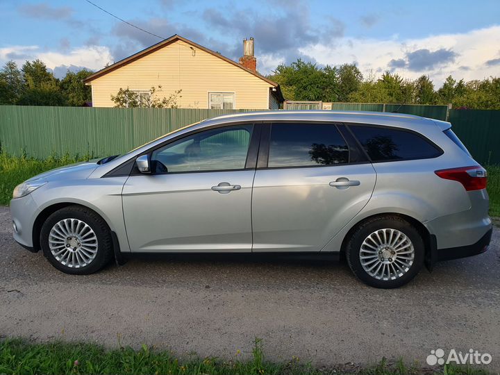 Ford Focus 1.6 МТ, 2013, 240 184 км