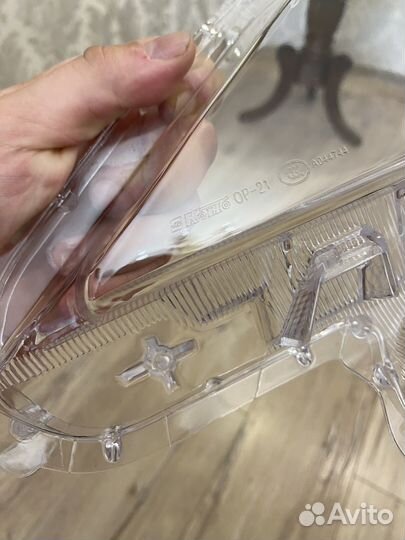 Стекло фары Marк Х 130 рестайлинг Koito (оригинал)