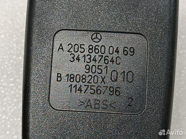 Замок ремня безопасности задний Mercedes-Benz W253