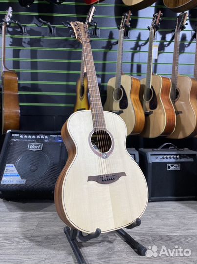 LAG T70A (массив) Аудиториум акустическая гитара