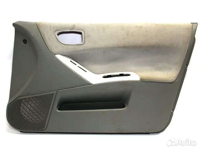 Обшивка двери передней правой Mitsubishi Galant