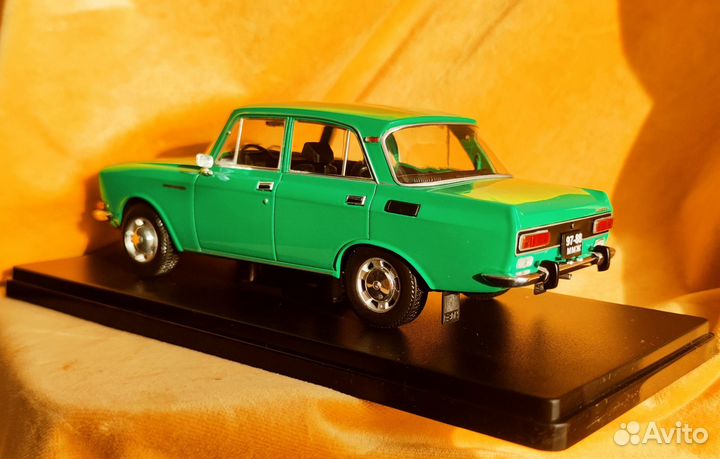 Модель СССР в масштабе 1:24 Москвич 2140 зелёные