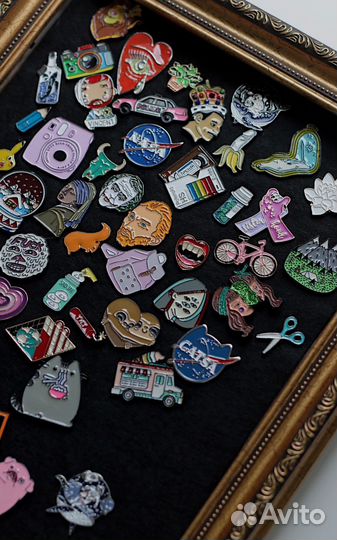 Металлические значки