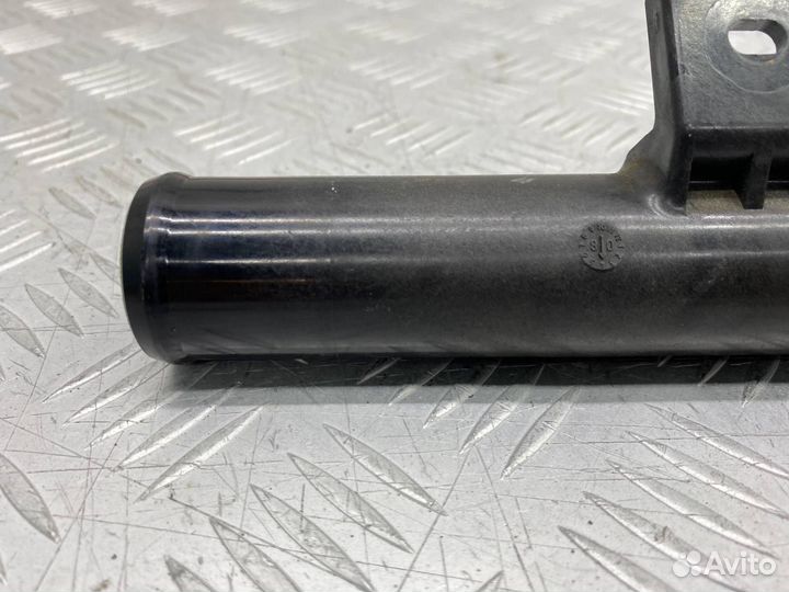 Б/У трубка охлаждения (патрубок, шланг, радиатора)