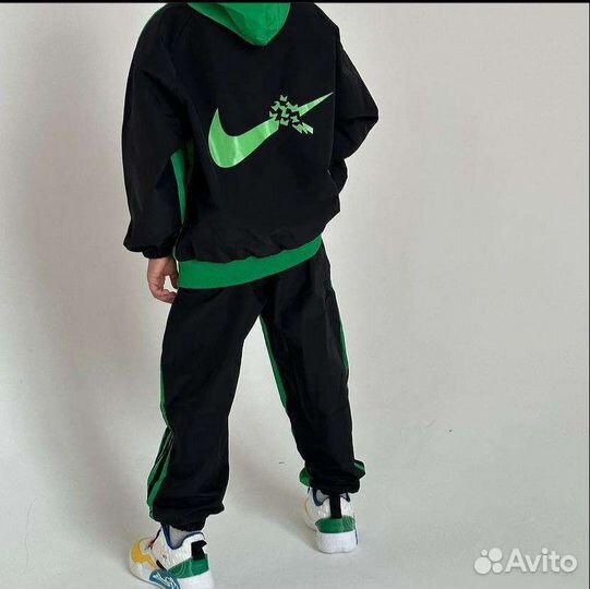 Спортивный костюм для мальчика 128 134