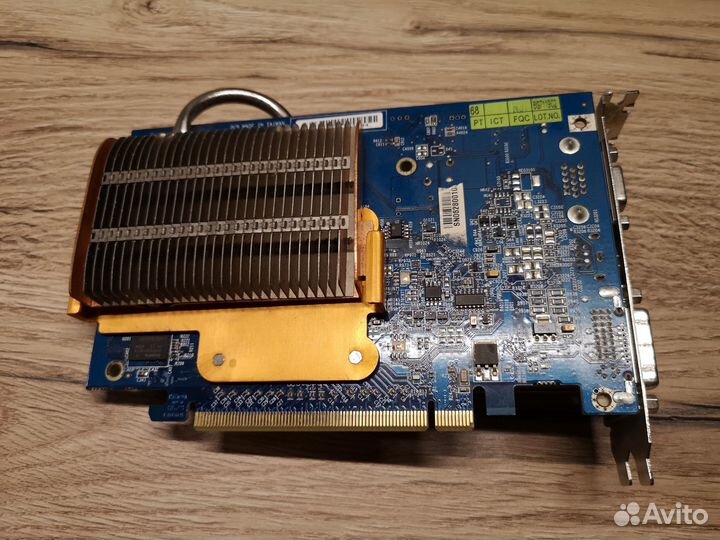 Видеокарта GV-RX16P256DE-RH, 256Мб, DDR2