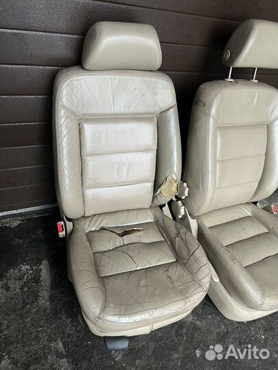 Передние сиденья VW Passat B5