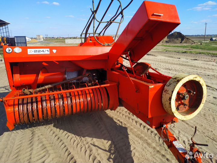 Пресс-подборщик Sipma Z224/1, 1998