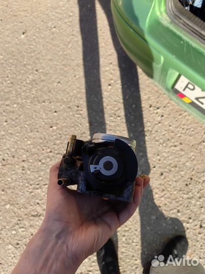 Заслонка дроссельная VW Golf 4