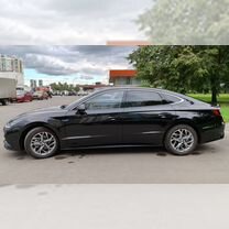 Hyundai Sonata 2.0 AT, 2023, 13 300 км, с пробегом, цена 3 150 000 руб.