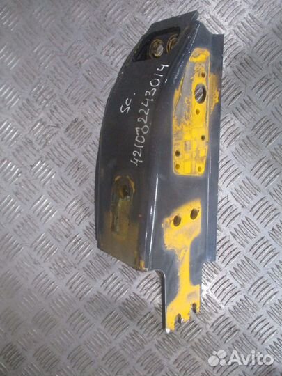 Кронштейн траверсы задний левый Scania 2098369