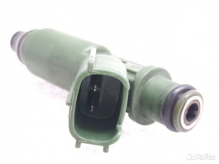 Форсунка топливная Toyota Wish ZNE10G 1.8 1zzfe