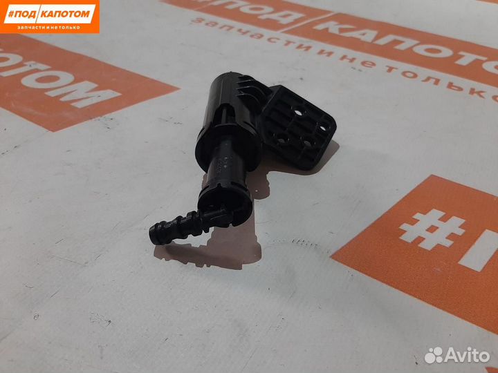 Форсунка омывателя фары левой Kia Sportage 4 2016