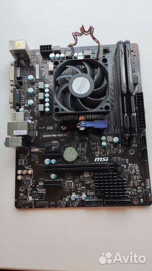 Материнская плата в сборе