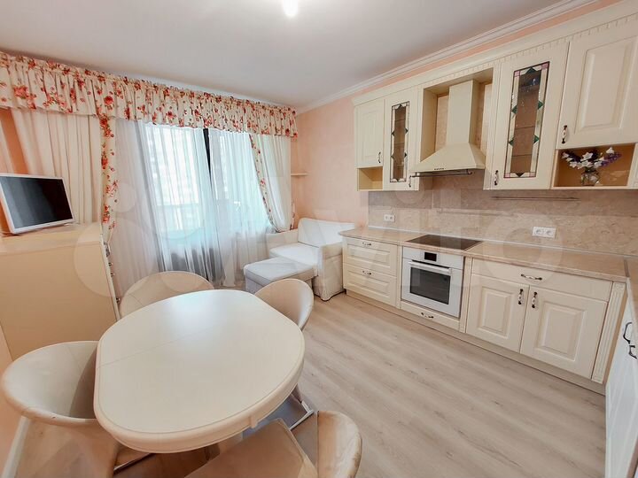 3-к. квартира, 83 м², 7/16 эт.