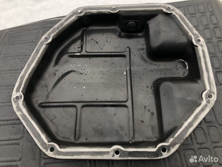 Поддон двигателя Nissan t 31