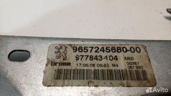 Трапеция стеклоподъёмника Peugeot 308