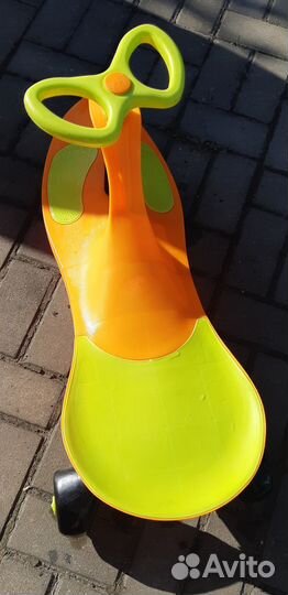 Машинка каталка бибикар