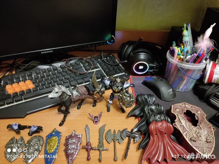 Фигурка героя