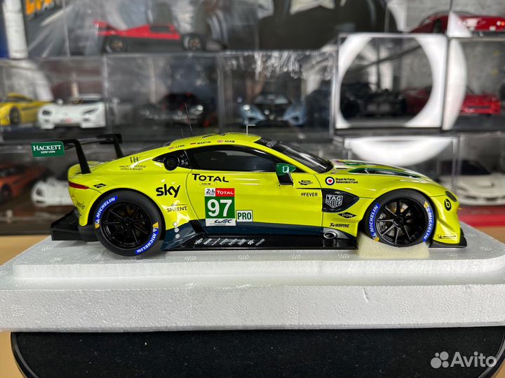 Autoart Aston Martin Vantage GTE Pro (81809) 1:18