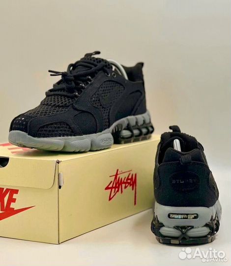 Кроссовки Nike stusu