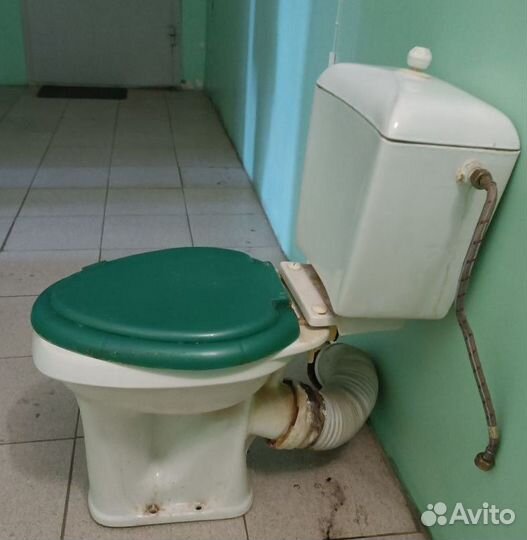 Унитаз б/у в комплекте