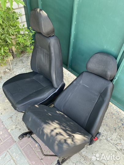 Передние сиденья niva chevrolet с салазками