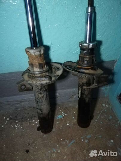 Стойки шкода актавиа а5 перёд