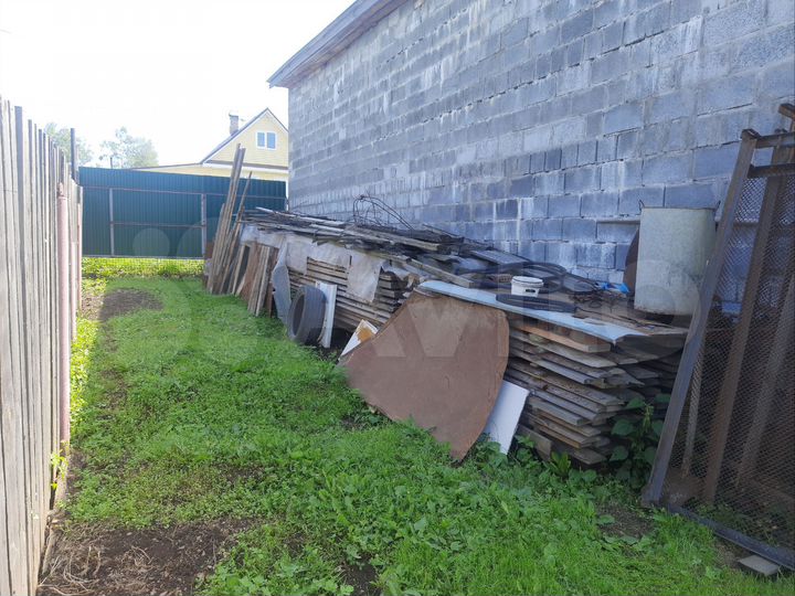 Гараж, > 30 м²