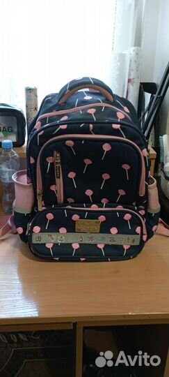 Школьный рюкзак