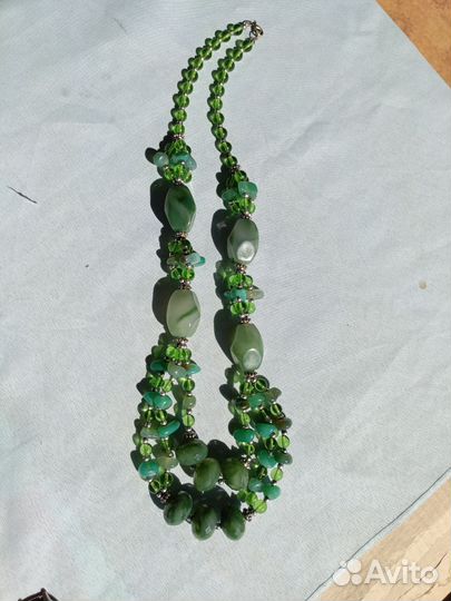Бусы колье ожерелье из натуральных камней