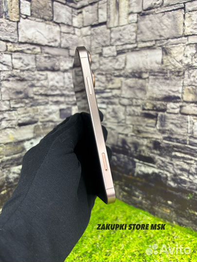 iPhone XR в корпусе 16 Pro