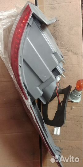 Фонарь задний правый Kia rio 3