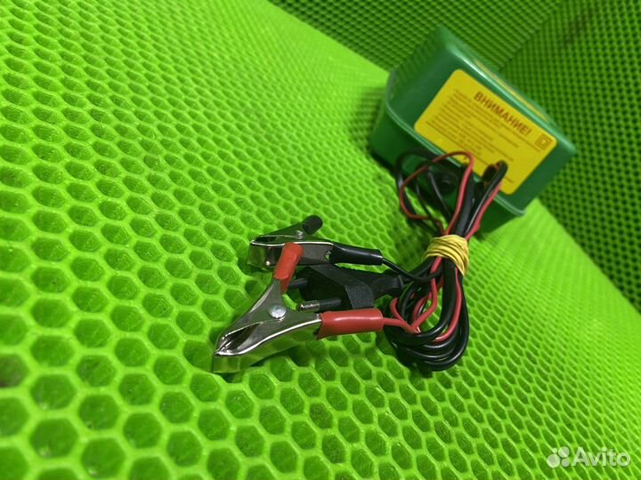 Зарядное устройство ника антас зу-90 зелeный