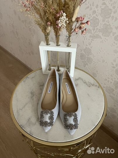 Туфли новые Manolo Blahnik разные цвета