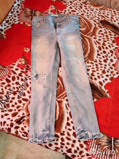 Джинсы
